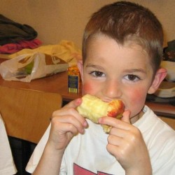 Achter de schermen (8) - Toneelvereniging Plankenkoorts 